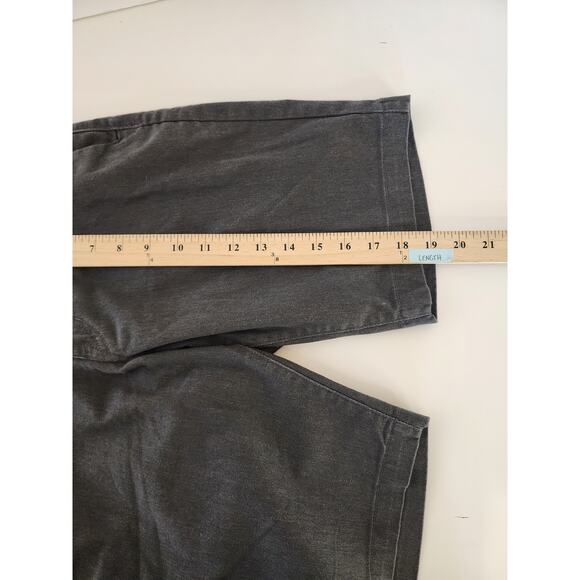 VOLCOM Gray OG Chino Casual Skater Shorts SZ 28 - Picture 8 of 8